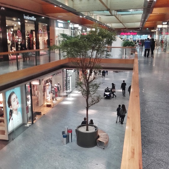 Shopping mall design with plants in Mongolia - iXtenso – retail trends
