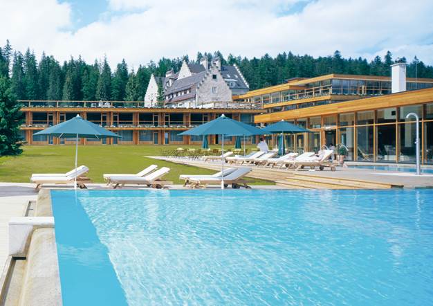 Alpen-Wellness-Hotel-Pflanzen-Raumbegruenung-kaufen